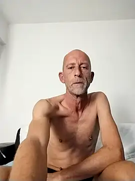 Snapshot of we_are_fucking_serious chatting on 18, 10, 2025 we are fucking serious online show from 18, 10, 2025