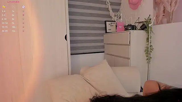 EmmyKenner online show from 23, 9, 2025