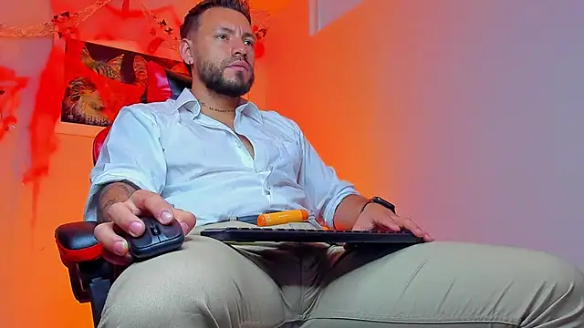 Snapshot of DIMITRI_MASTEER chatting on 17, 10, 2025 DIMITRI MASTEER online show from 17, 10, 2025