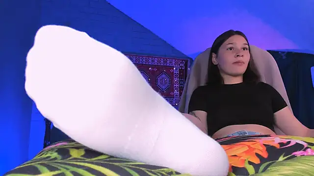 KimClarks  online show from 3, 7, 2026