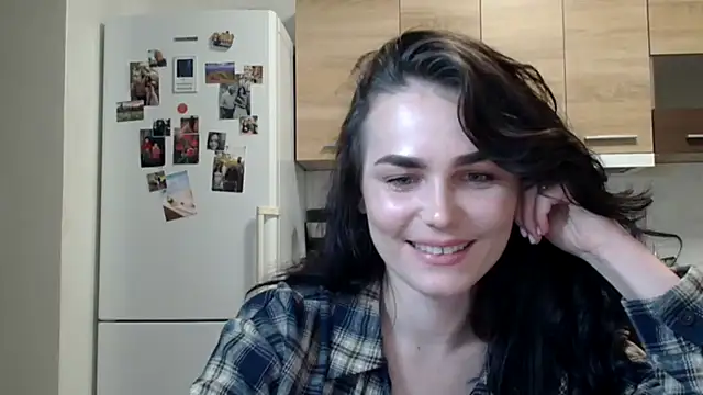 Silviaa a online show from 29, 9, 2025