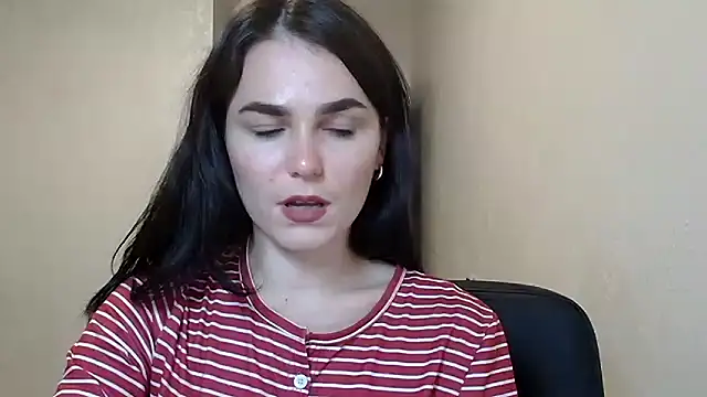 Silviaa a online show from 17, 10, 2025