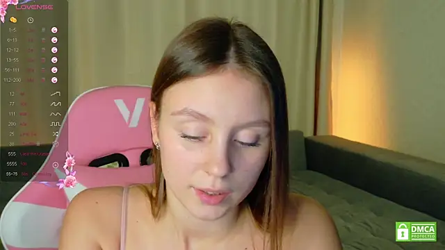 Snapshot of sweet_loopy chatting on 10, 10, 2025 sweet loopy online show from 10, 10, 2025