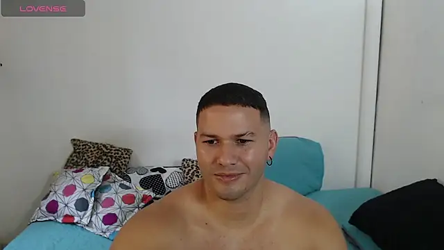 Snapshot of Tim_mz01 chatting on 27, 5, 2026 Tim mz01 online show from 27, 5, 2026