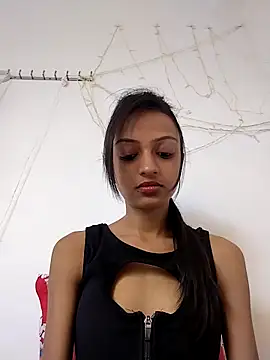 Snapshot of Your-Kitkat chatting on 12, 11, 2025 Your-Kitkat online show from 12, 11, 2025