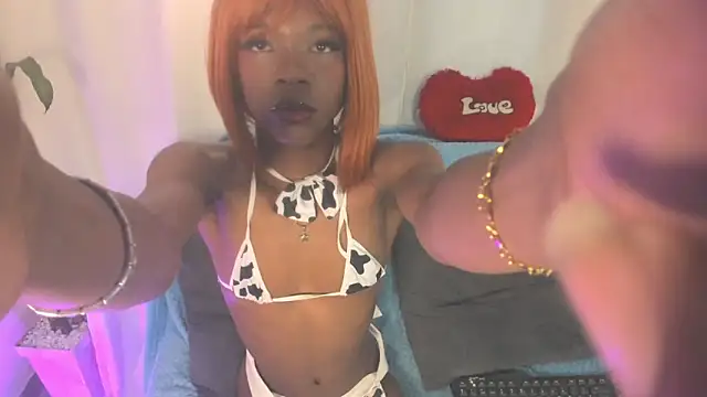 Snapshot of Rosaly_Rodman chatting on 9, 9, 2025 Rosaly Rodman online show from 9, 9, 2025