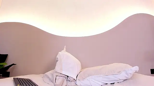 bianca angel  online show from 5, 4, 2026