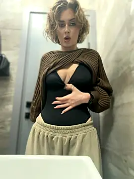 KellyKeler online show from 18, 11, 2025