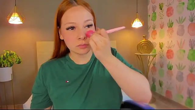 kitty sweeety  online show from 10, 4, 2026