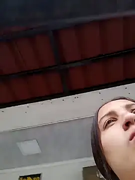 Snapshot of Arii_collins1 chatting on 21, 10, 2025 Arii collins1 online show from 21, 10, 2025