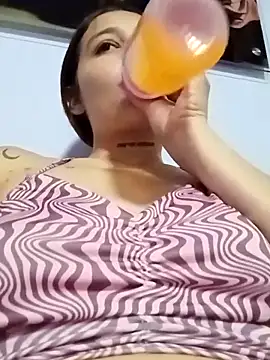 Snapshot of Arii_collins1 chatting on 27, 11, 2025 Arii collins1 online show from 27, 11, 2025