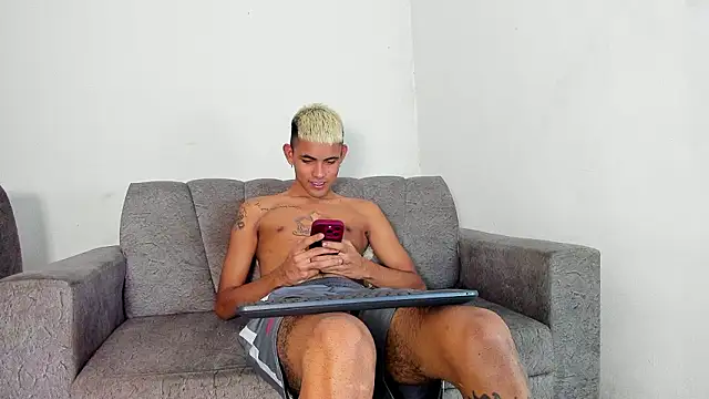 Snapshot of invictu_mastercum chatting on 16, 1, 2026 invictu mastercum online show from 16, 1, 2026