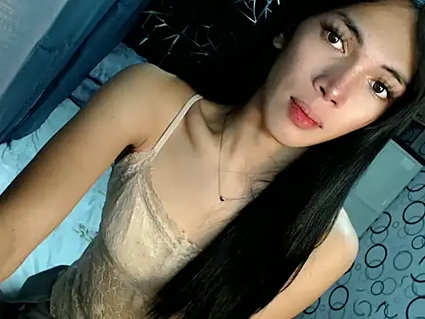 ladyhotcuming online show from 5, 10, 2025