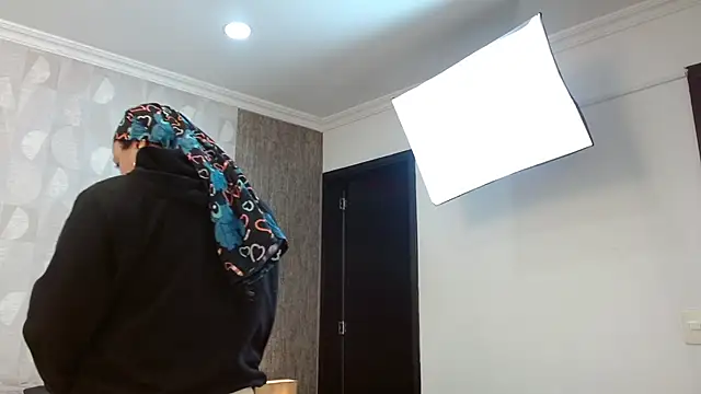 Snapshot of elamurray chatting on 5, 11, 2025 elamurray online show from 5, 11, 2025