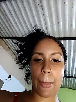 Snapshot of Fernanda30 chatting on 15, 5, 2026 Fernanda30 online show from 15, 5, 2026