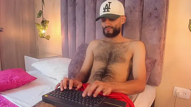 Snapshot of Ryan_Jackson_ chatting on 20, 11, 2025 Ryan Jackson online show from 20, 11, 2025