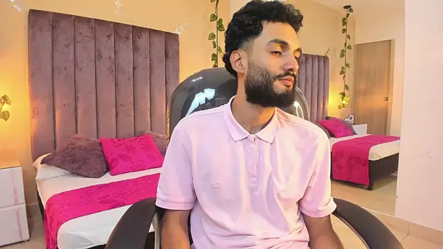 Snapshot of Ryan_Jackson_ chatting on 23, 11, 2025 Ryan Jackson online show from 23, 11, 2025