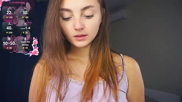 Snapshot of LoraDavi chatting on 29, 10, 2025 LoraDavi online show from 29, 10, 2025