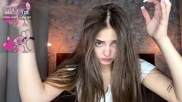 LoraDavi online show from 13, 4, 2026