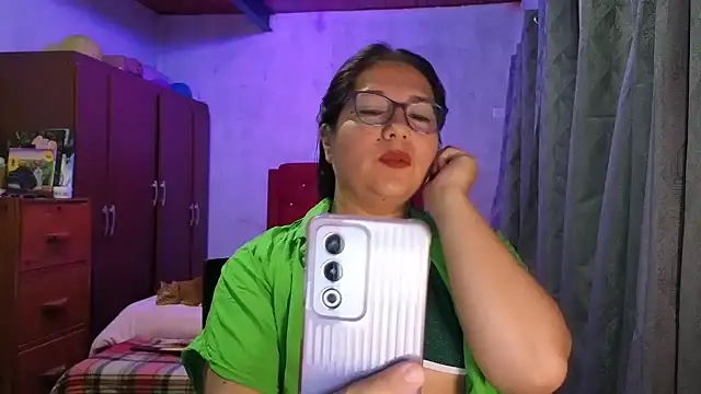 scarlett widow  online show from 18, 3, 2026