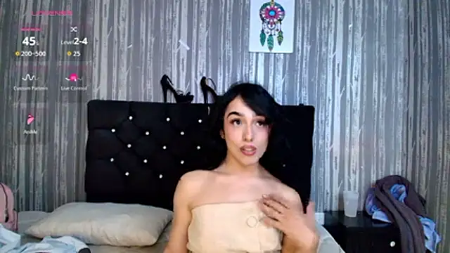 Alicee Moonn online show from 19, 12, 2025