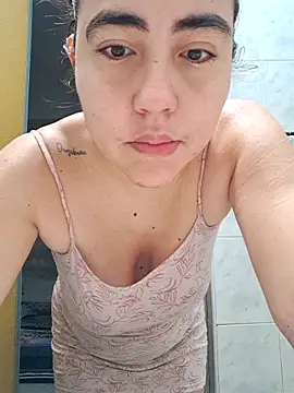 Snapshot of SweettyNaugthy chatting on 12, 10, 2025 SweettyNaugthy online show from 12, 10, 2025