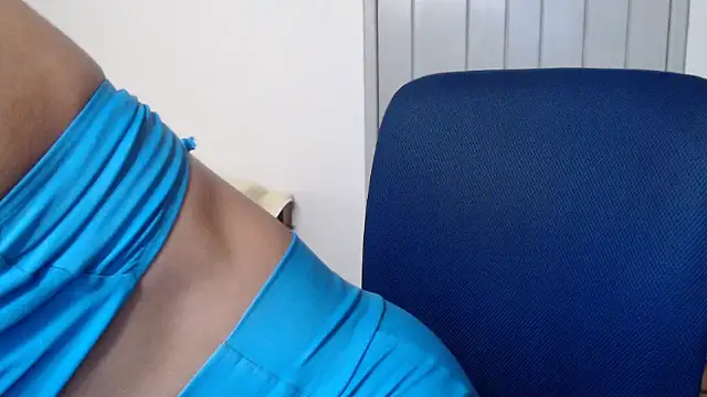 Snapshot of Stronggsexy chatting on 5, 12, 2025 Stronggsexy online show from 5, 12, 2025