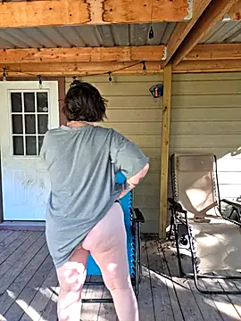 Snapshot of valeriejane chatting on 4, 11, 2025 valeriejane online show from 4, 11, 2025