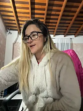 Snapshot of Mariam_Arango chatting on 14, 1, 2026 Mariam Arango online show from 14, 1, 2026