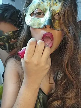 Snapshot of sam_honey5 chatting on 14, 12, 2025 sam honey5 online show from 14, 12, 2025