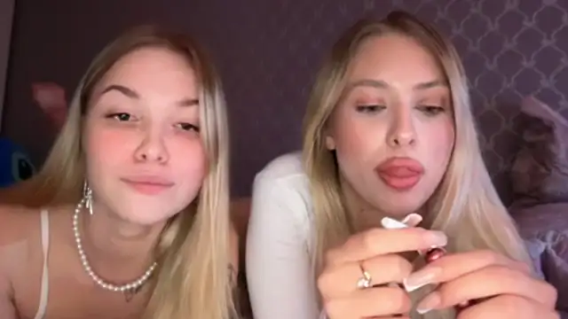 Snapshot of ChristyMarshall chatting on 13, 11, 2025 ChristyMarshall online show from 13, 11, 2025