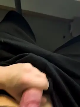 Monsterboy18 online show from 3, 12, 2025