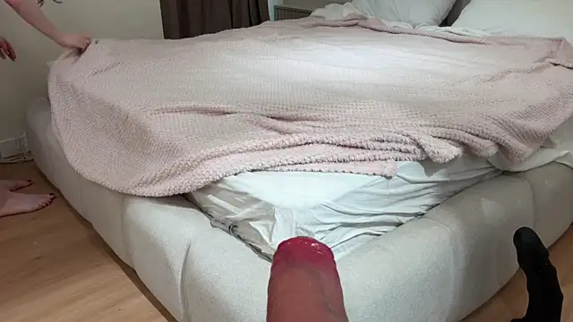 Snapshot of Kelly_Berry__ chatting on 21, 9, 2025 Kelly Berry   online show from 21, 9, 2025