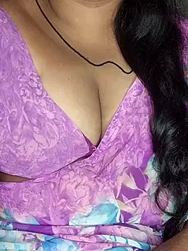 Snapshot of Mia-Telugu chatting on 3, 12, 2025 Mia-Telugu online show from 3, 12, 2025