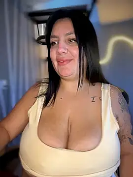 victoria amatista  online show from 9, 3, 2026