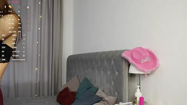 TaiteFairfield online show from 20, 9, 2025