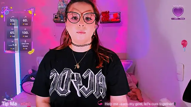 Snapshot of Rosie_Good_girl chatting on 14, 7, 2026 Rosie Good girl online show from 14, 7, 2026