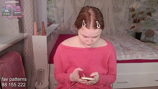 Snapshot of blissful_muse2 chatting on 12, 10, 2025 blissful muse2 online show from 12, 10, 2025