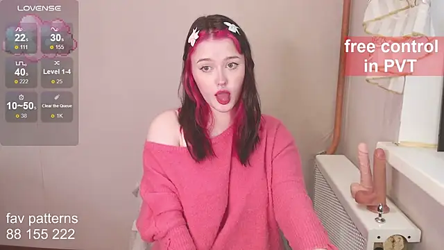 Snapshot of blissful_muse2 chatting on 23, 11, 2025 blissful muse2 online show from 23, 11, 2025