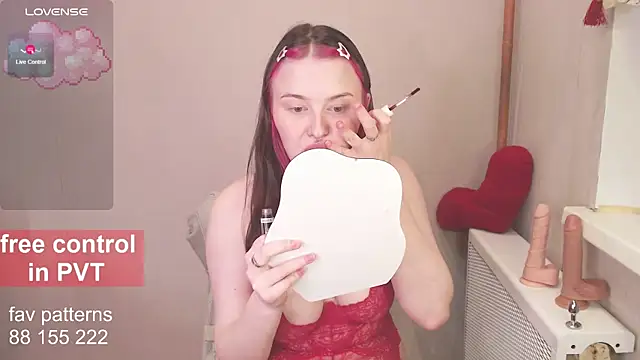 Snapshot of blissful_muse2 chatting on 1, 12, 2025 blissful muse2 online show from 1, 12, 2025