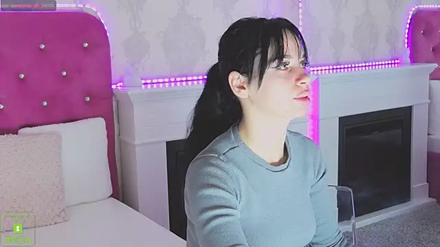 Snapshot of MaddySpears chatting on 19, 11, 2025 MaddySpears online show from 19, 11, 2025