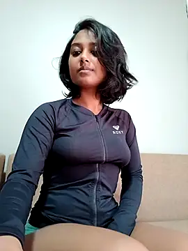 Snapshot of littlemissdevil69 chatting on 8, 10, 2025 littlemissdevil69 online show from 8, 10, 2025