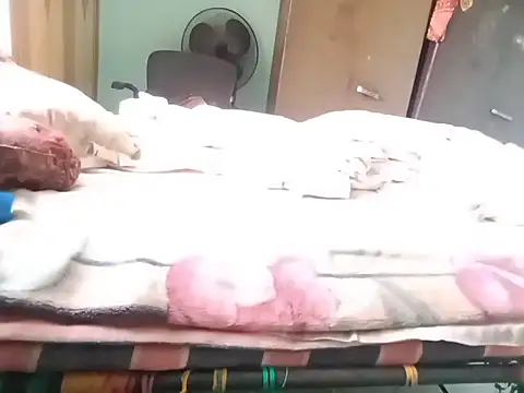 Snapshot of Sassy_Indianbhabi chatting on 14, 12, 2025 Sassy Indianbhabi online show from 14, 12, 2025