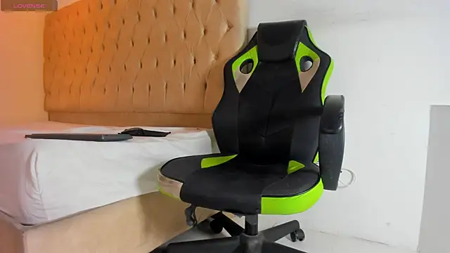 Snapshot of Darkknightx01 chatting on 9, 9, 2025 Darkknightx01 online show from 9, 9, 2025