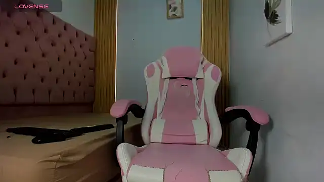 Snapshot of Darkknightx01 chatting on 11, 9, 2025 Darkknightx01 online show from 11, 9, 2025