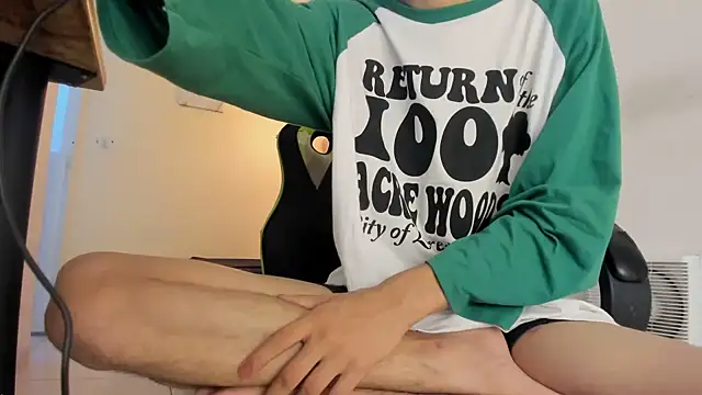 Snapshot of Darkknightx01 chatting on 6, 10, 2025 Darkknightx01 online show from 6, 10, 2025