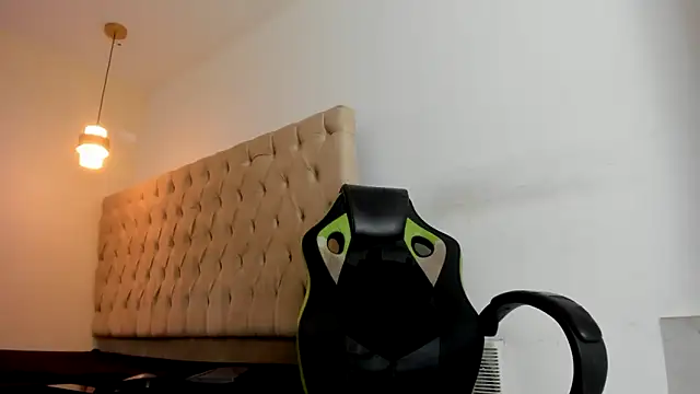 Snapshot of Darkknightx01 chatting on 8, 10, 2025 Darkknightx01 online show from 8, 10, 2025