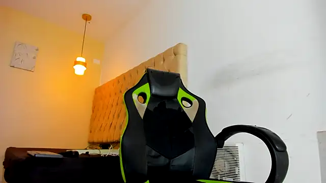 Snapshot of Darkknightx01 chatting on 16, 10, 2025 Darkknightx01 online show from 16, 10, 2025