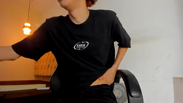 Snapshot of Darkknightx01 chatting on 22, 10, 2025 Darkknightx01 online show from 22, 10, 2025