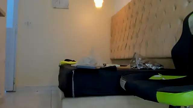 Snapshot of Darkknightx01 chatting on 30, 10, 2025 Darkknightx01 online show from 30, 10, 2025